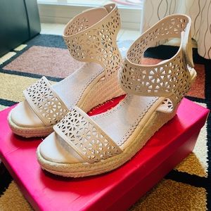 Sandal - soft pink/blush/nude color